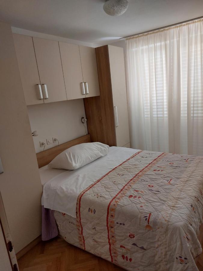 Apartments Mlacovic Rab Town Ngoại thất bức ảnh
