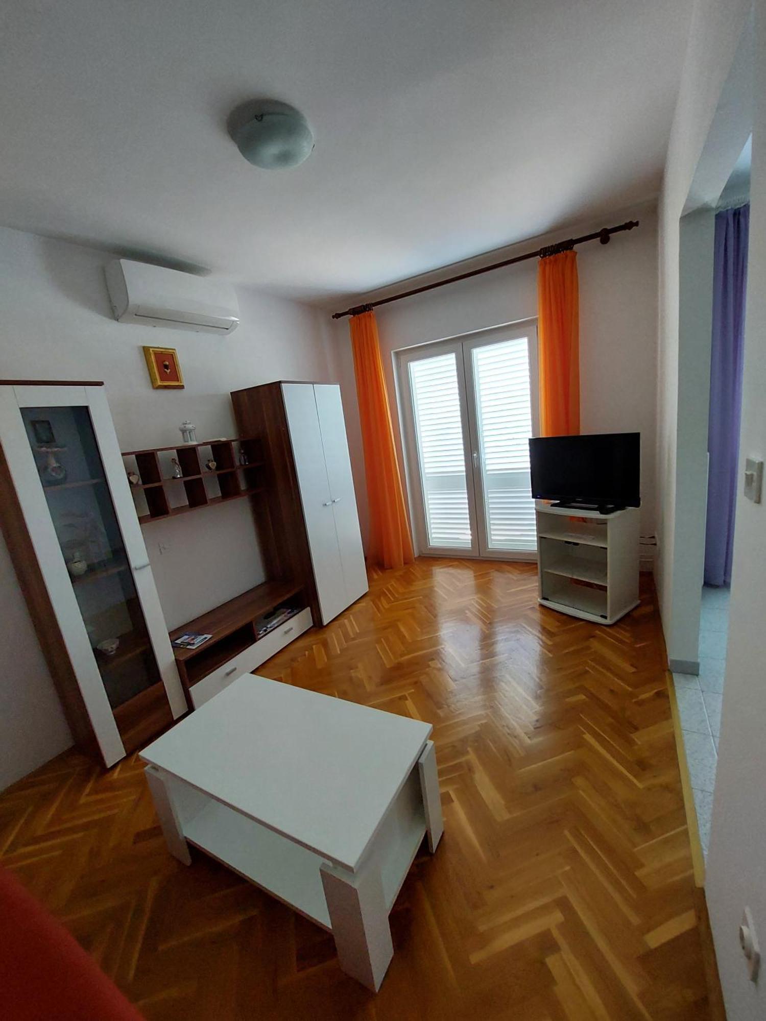 Apartments Mlacovic Rab Town Ngoại thất bức ảnh