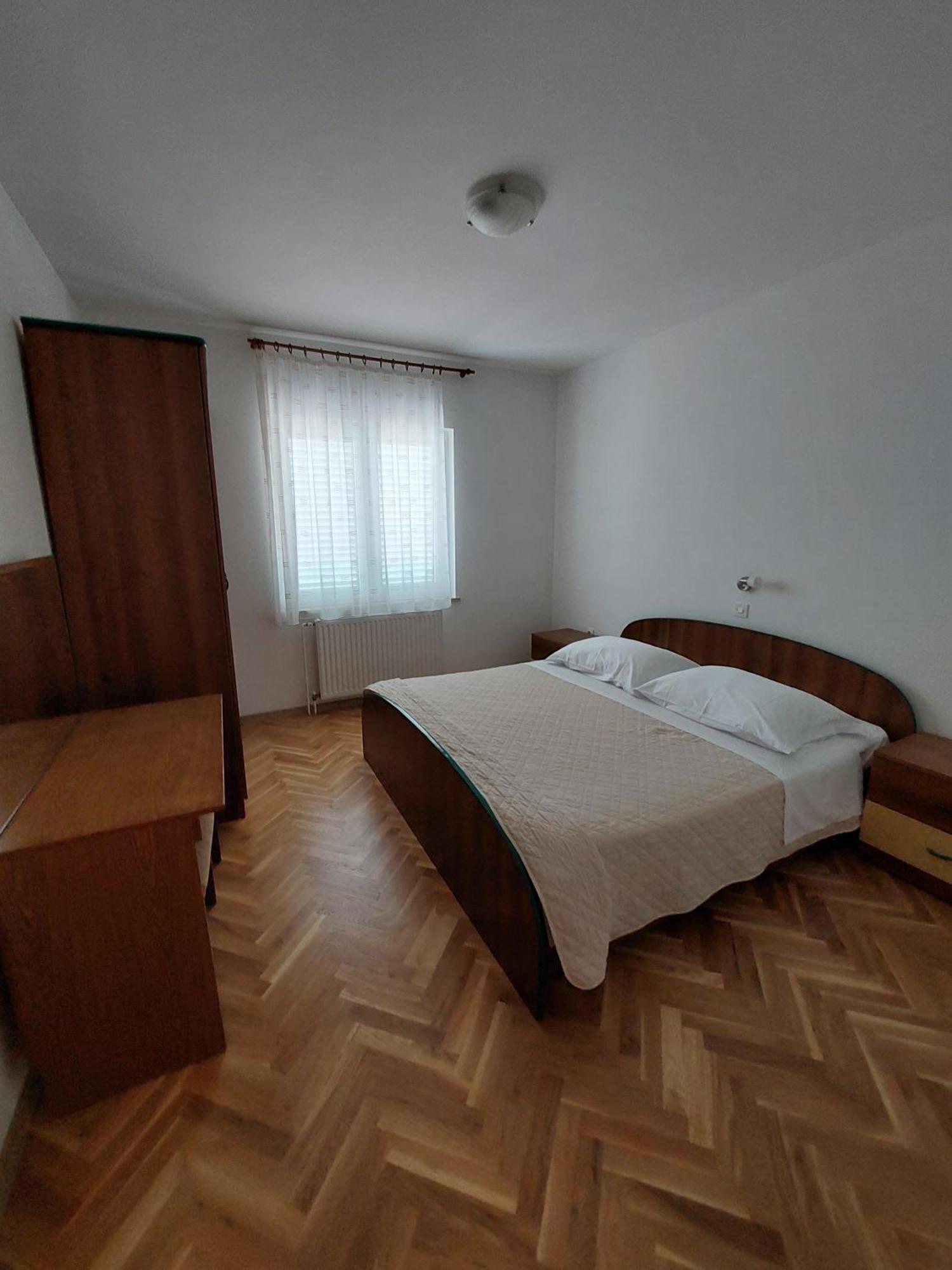 Apartments Mlacovic Rab Town Ngoại thất bức ảnh