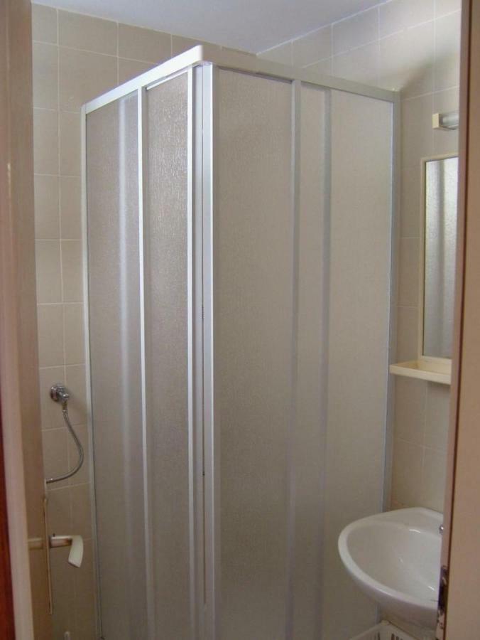 Apartments Mlacovic Rab Town Ngoại thất bức ảnh
